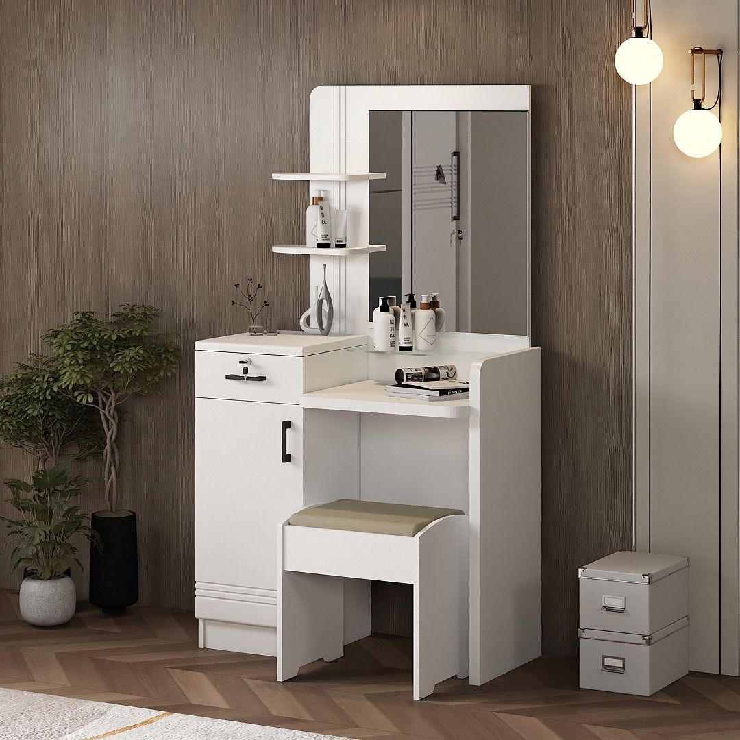 Capitol - Meja Rias - Product Photo